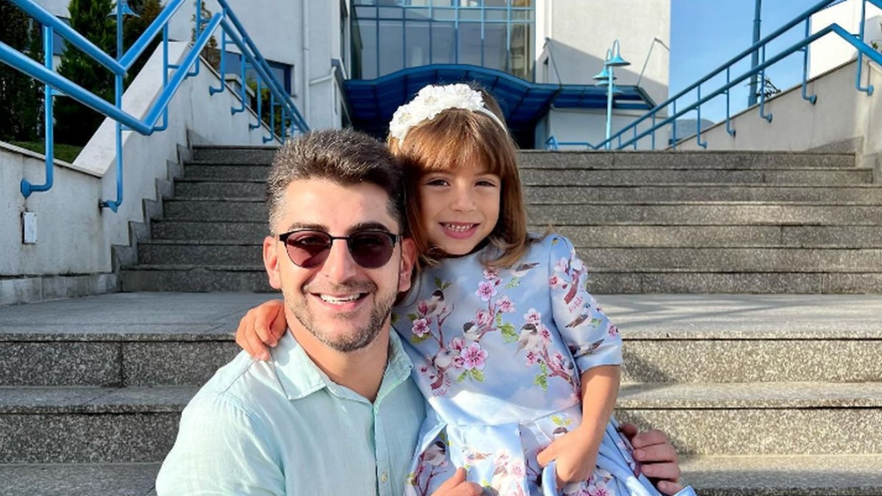 Автобус блъсна Сашо Кадиев и дъщеря му в Турция