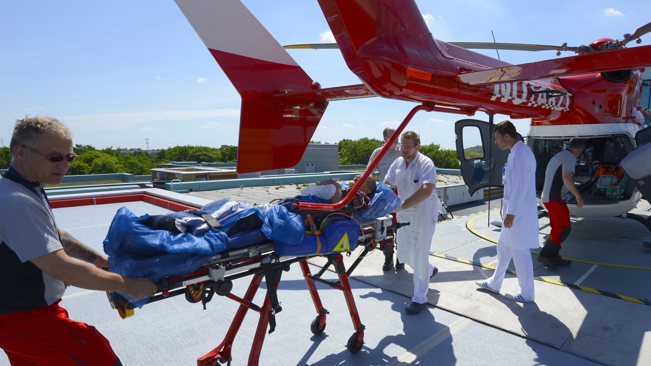 Осигуриха два от петте екипажа за бъдещите медицински хеликоптери