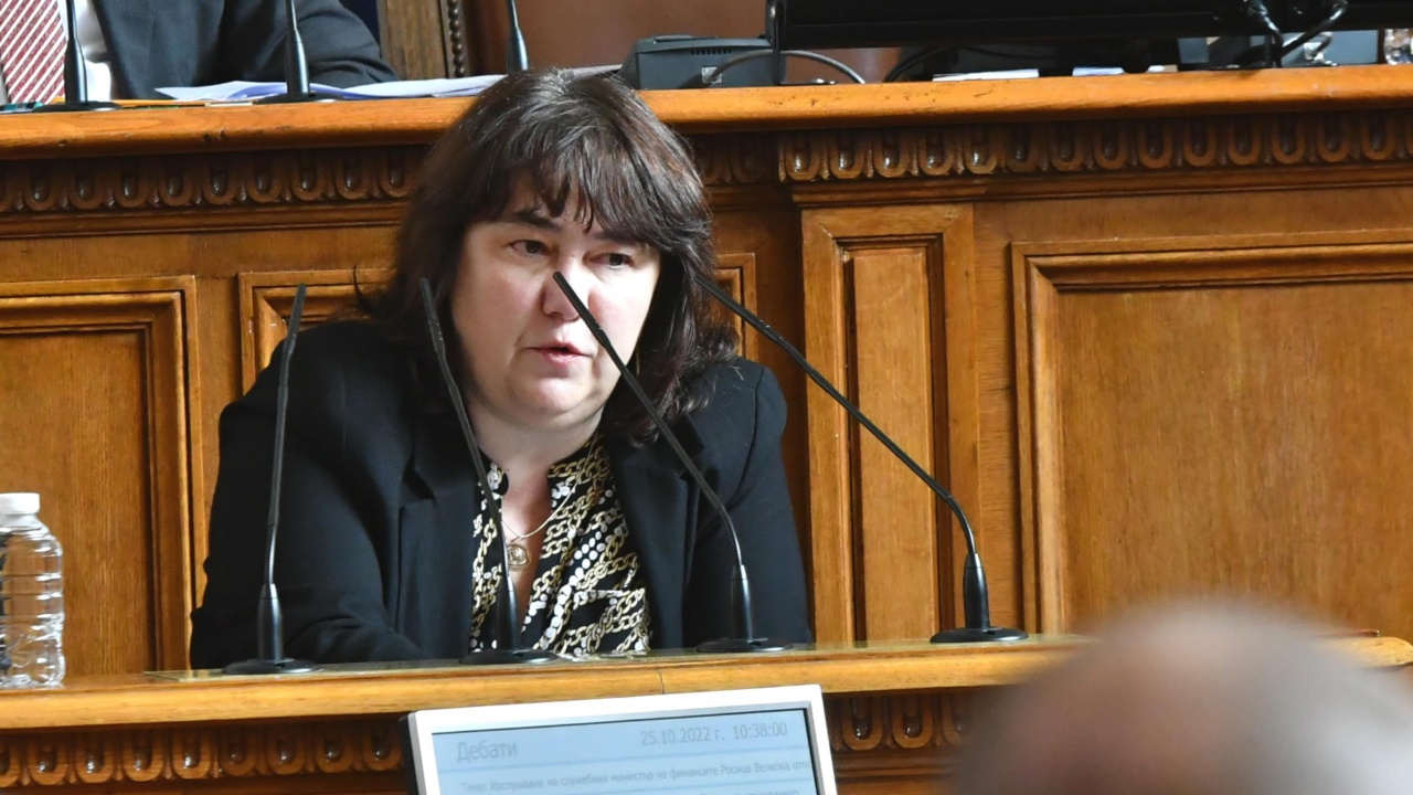 Росица Велкова: България продължава да работи за въвеждане на еврото от началото на 2024 г.