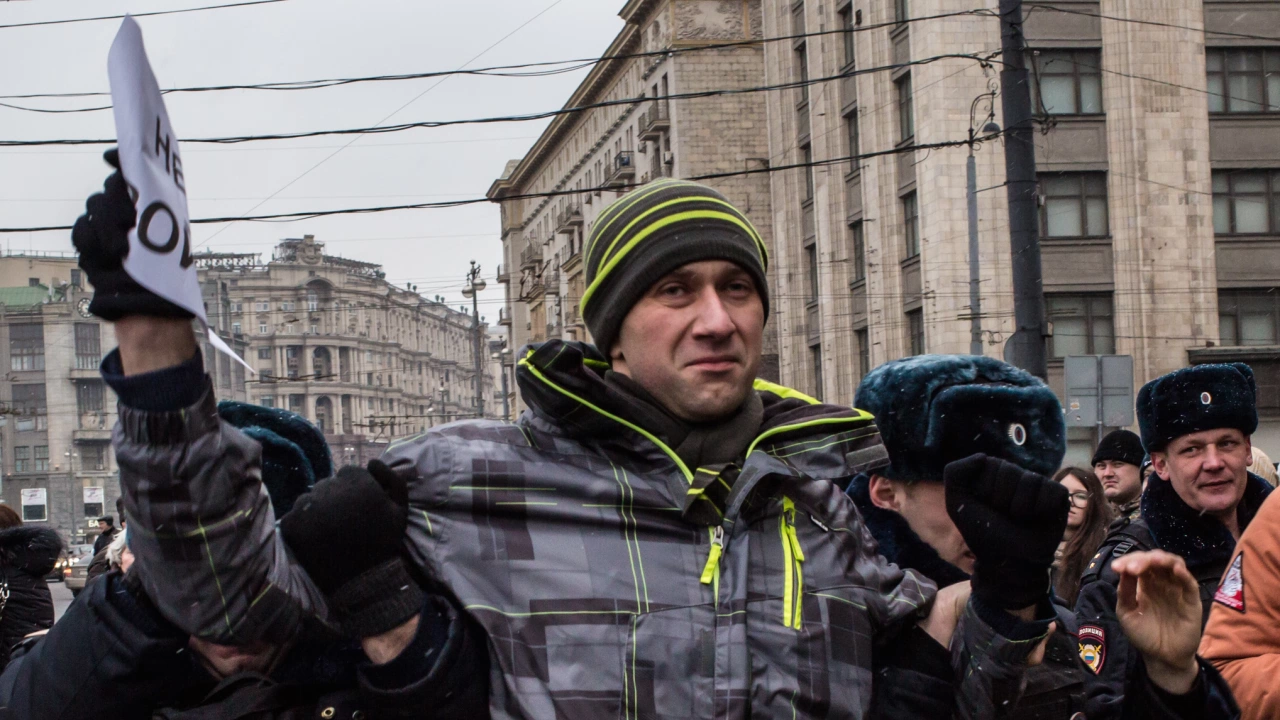 Около 100 мобилизирани  руски граждани излязоха на протест в централната