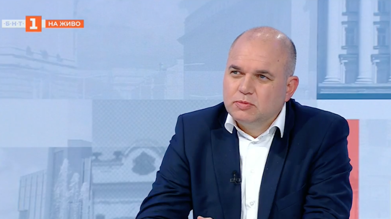 Владислав Панев (ДБ): Все по-трудно виждам БСП като потенциален коалиционен партньор