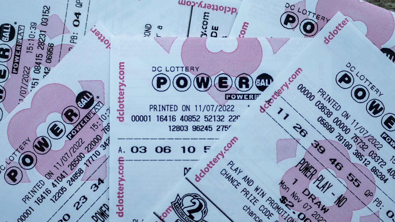 Калифорниец спечели рекордните 2,04 млрд. долара в  лотарията "Пауърбол"