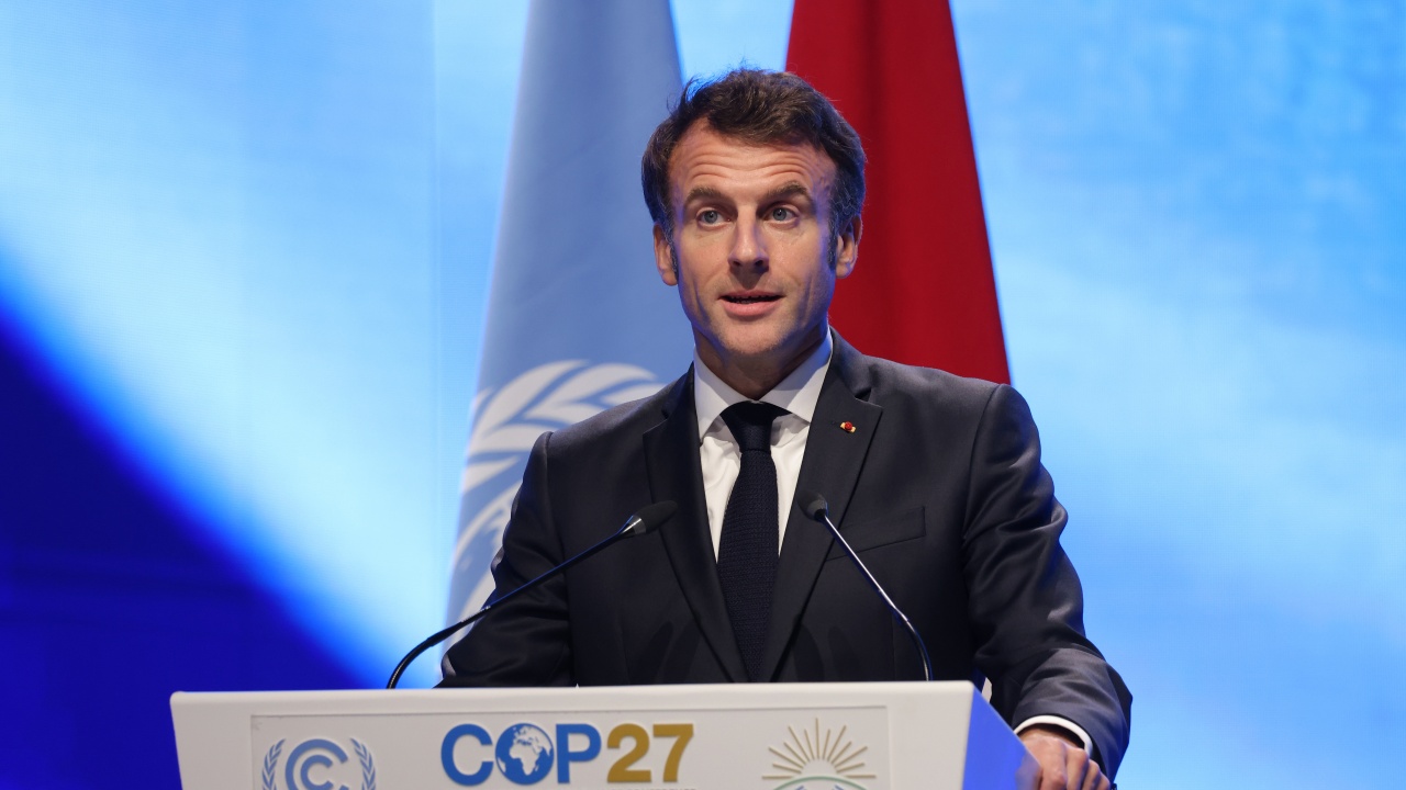 Президентът Макрон: Влиянието на Франция ще бъде издигнато до ранга на "стратегическа функция" в отбраната на страната