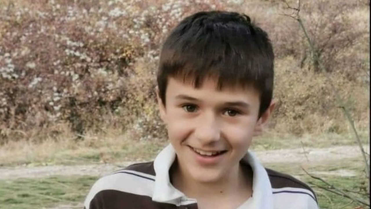 В издирването на 12-годишния Александър от Перник, който изчезна вчера,