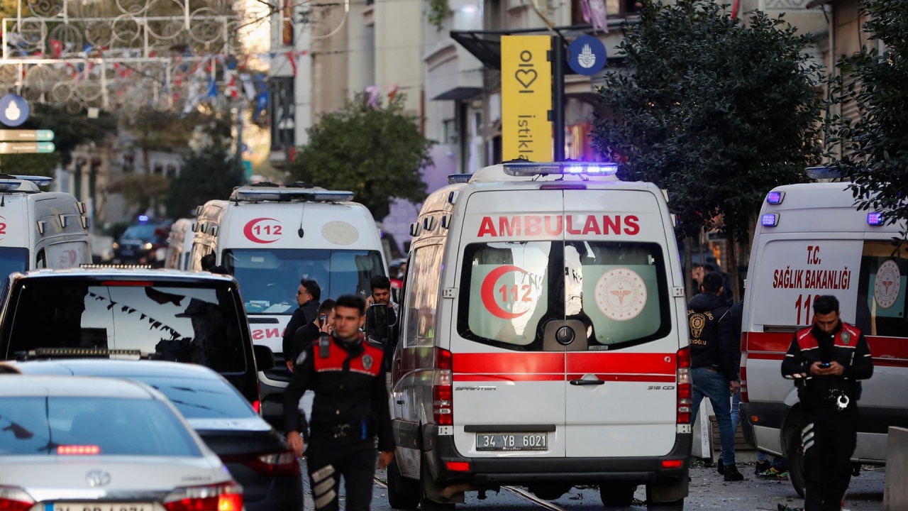 Жена е виновна за експлозията в центъра на Истанбул