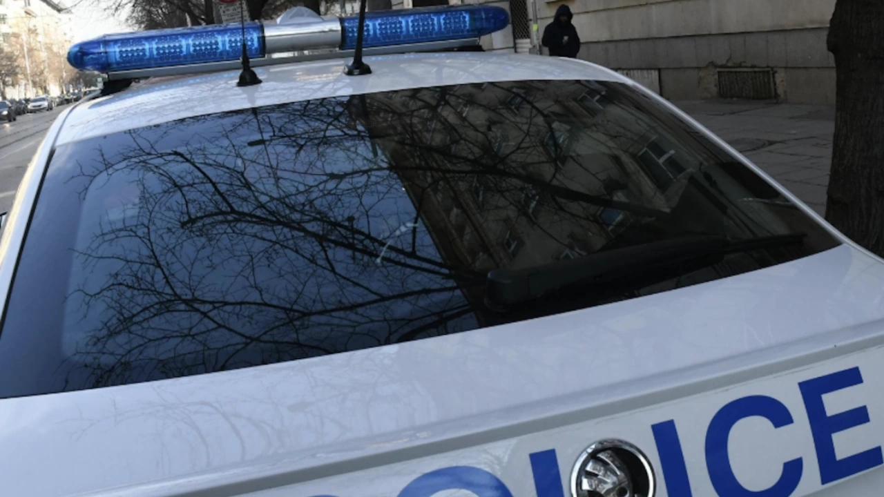Полицаи задържаха чуждестранен гражданин да шофира тир в нетрезво състояние