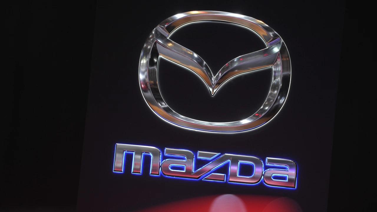 Японски автомобилен производител Mazda Motor Corp обяви в четвъртък че