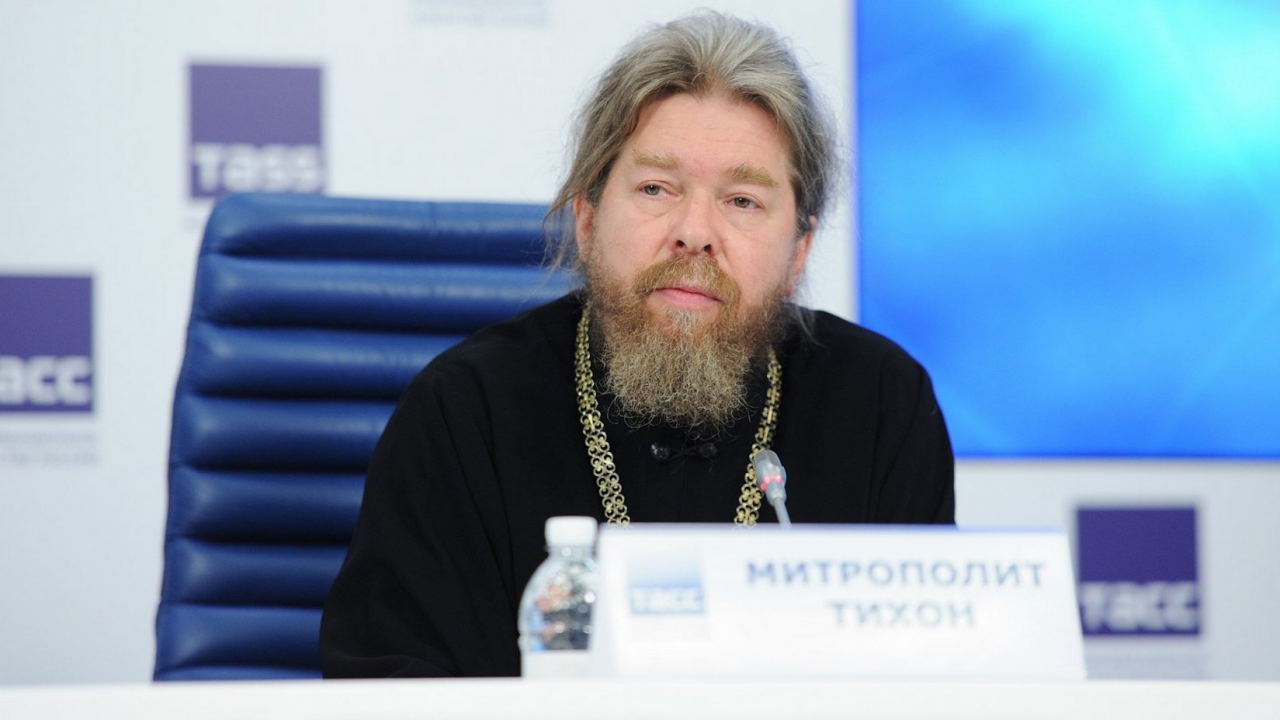 Православният епископ Тихон Шевкунов, смятан за личния изповедник на руския