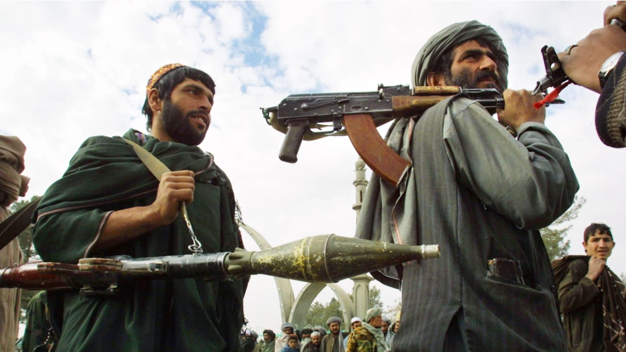 Лидерът на талибаните Хайбатула Ахундзада нареди на афганистанските съдии да