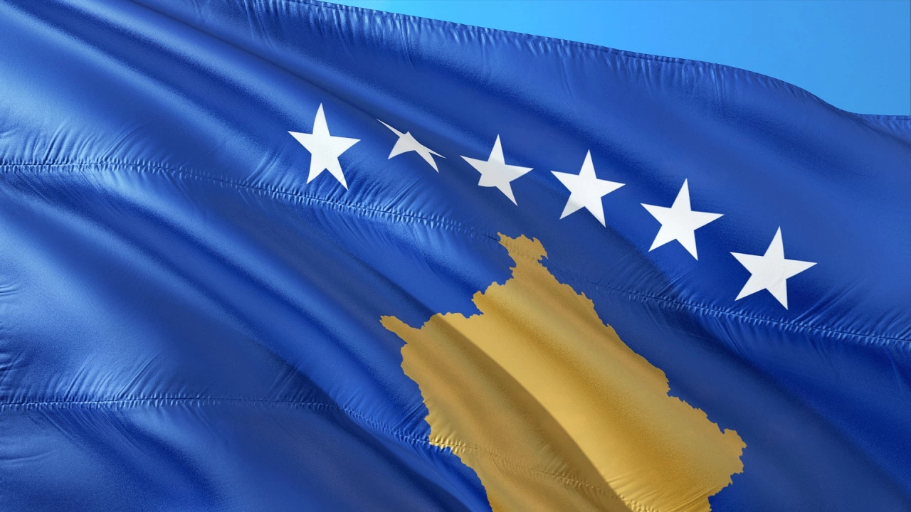 Президентът на Косово Вьоса Османи насрочи за 18 декември предсрочните