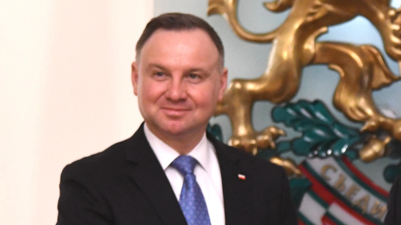 Президентът на Полша Анджей Дуда каза че експлозията в Пржеводов