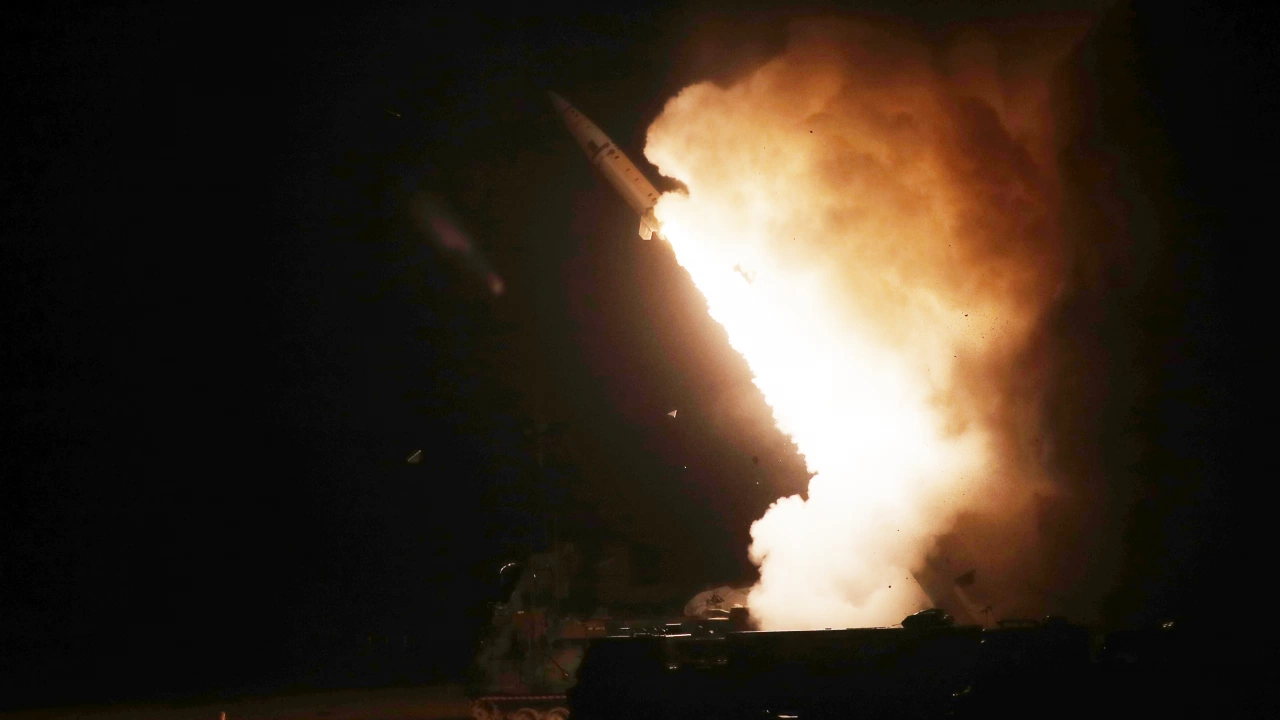 Изстреляната днес от КНДР балистична ракета е паднала в изключителната