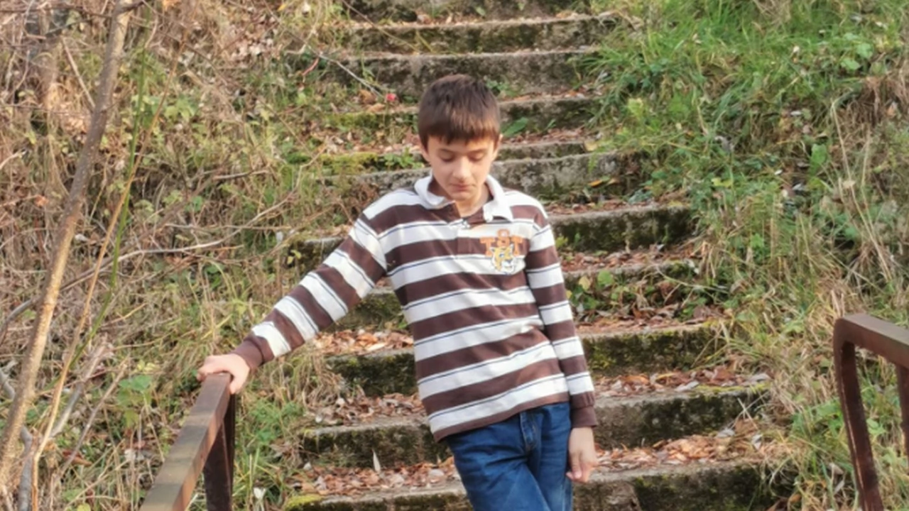 Издирването на 12 годишния Александър от Перник продължава Все още се
