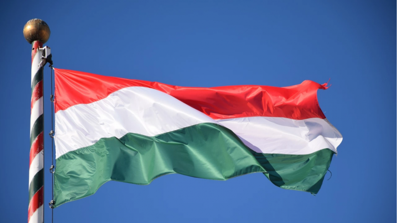 ЕП настоява ЕС да замрази финансирането за Унгария