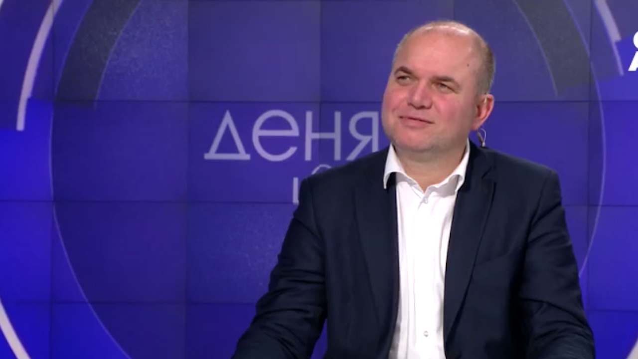 Владислав Панев (ДБ): Шансът за правителство на малцинството е 1%, за правителство на ГЕРБ - 0%