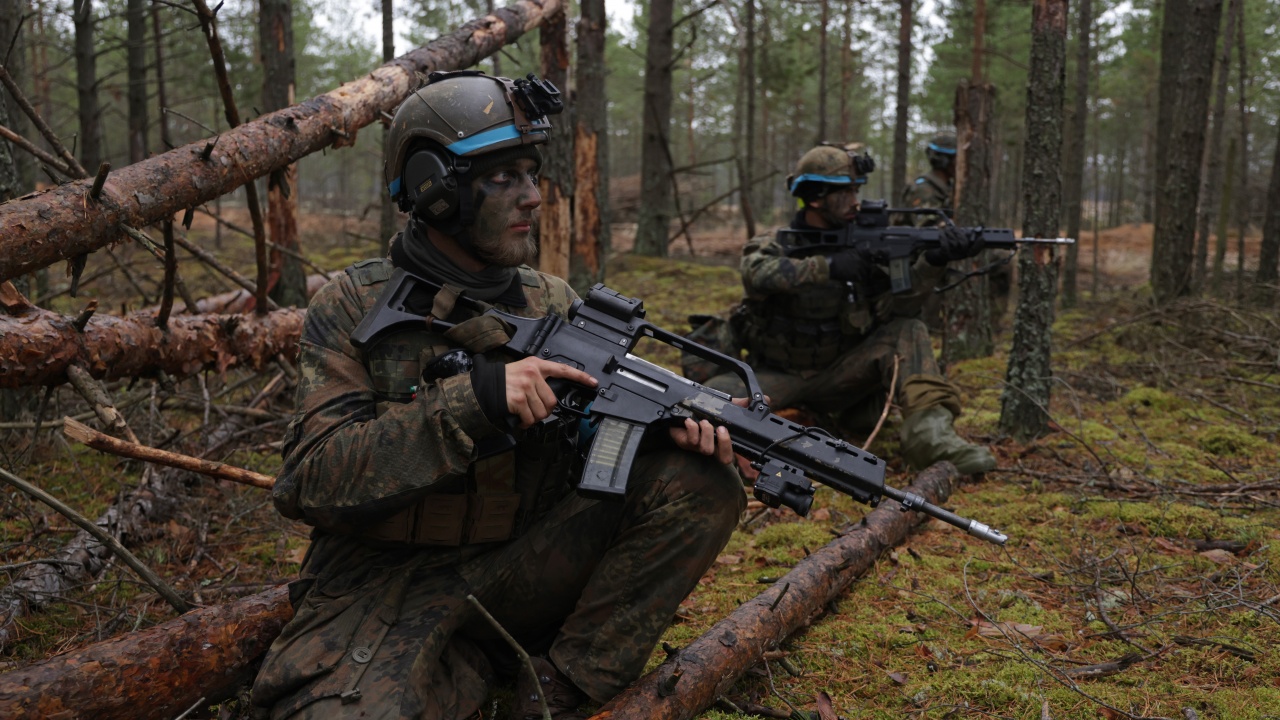 Сили на НАТО проведоха днес учения в Северна Полша -
