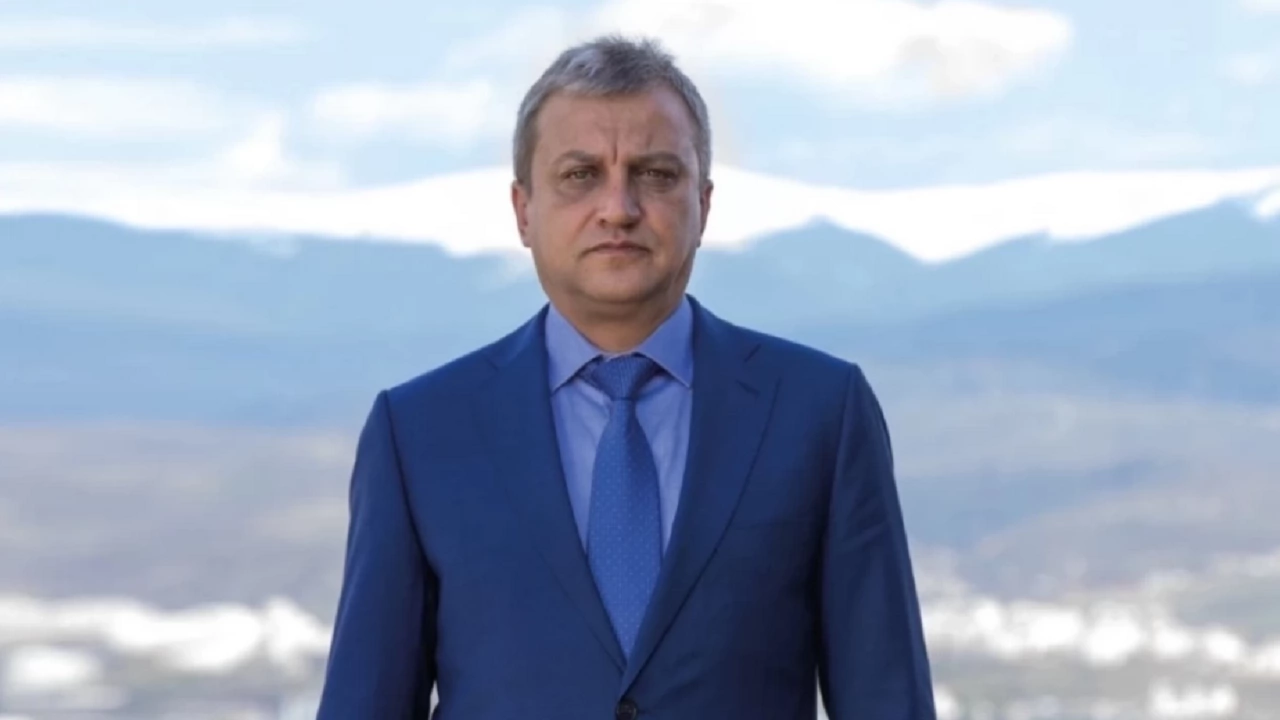 Кметът на Благоевград Илко Стоянов коментира поредното посегателството над български