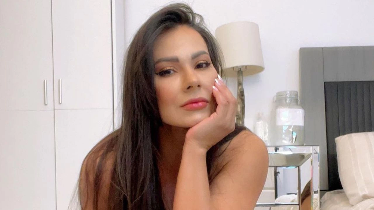 Колумбийската порно актриса Есперанза Гомес която наскоро обяви сензационно завръщане