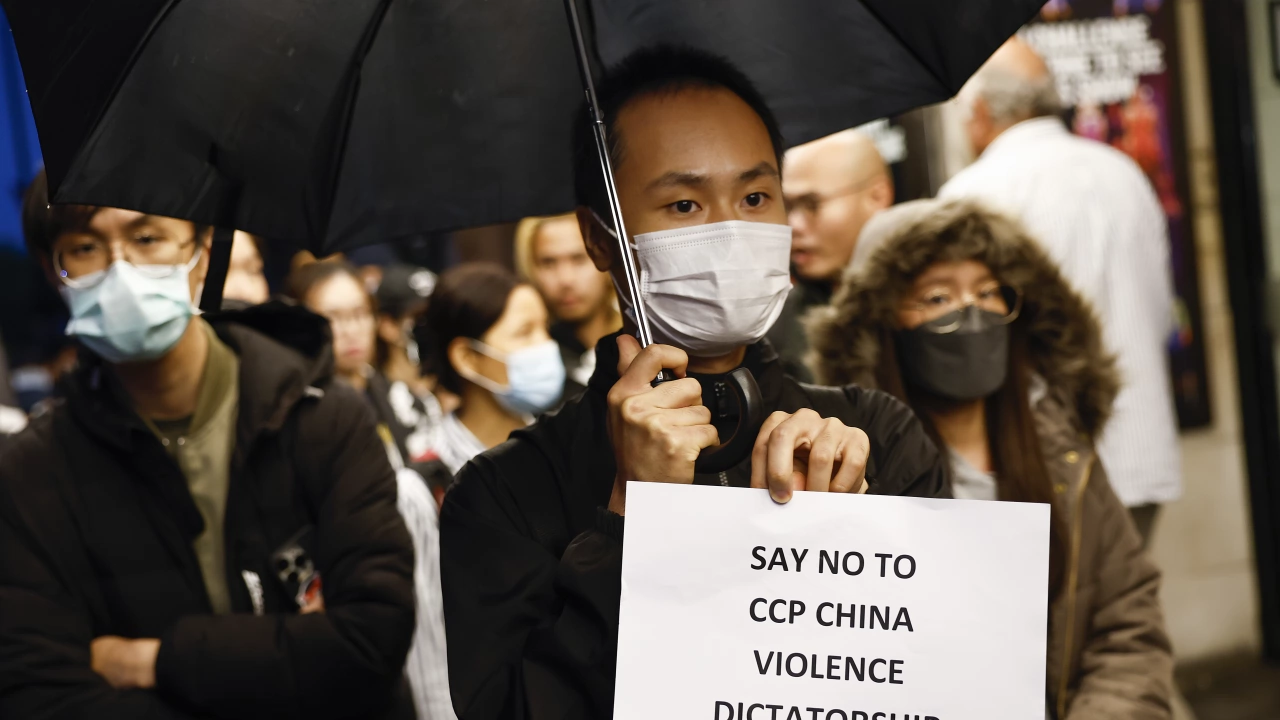 Протестите срещу тежките COVID ограниченията в Китай се разпространиха в