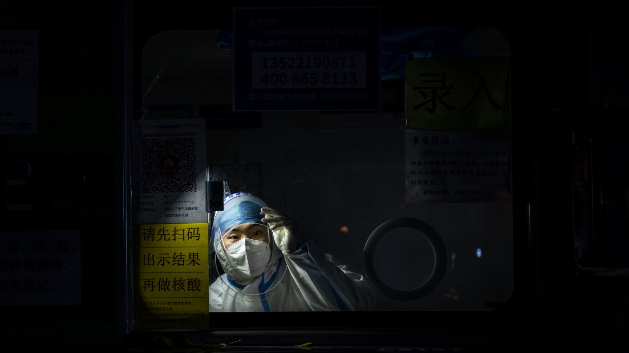 Спад в броя на заразените с коронавирус в Китай