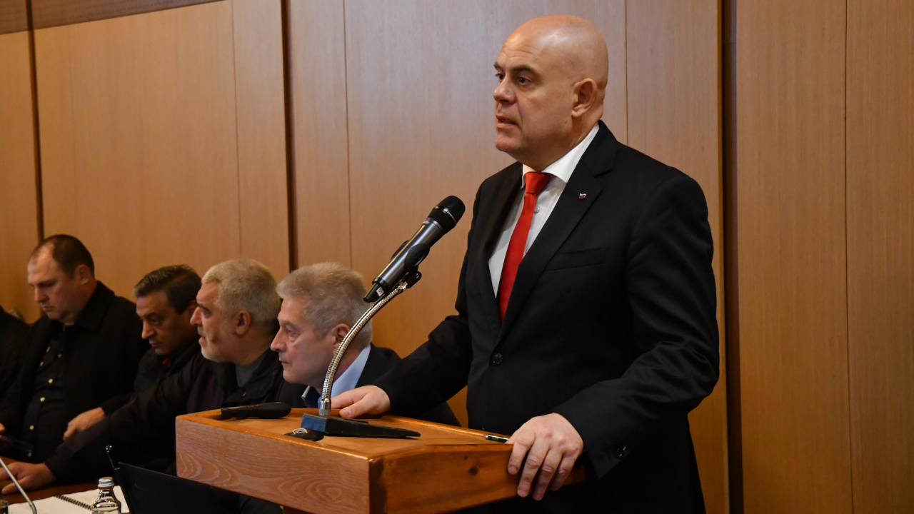 Главният прокурор Иван Гешев ще открие Международна конференция „STOP HATE SPEECH“