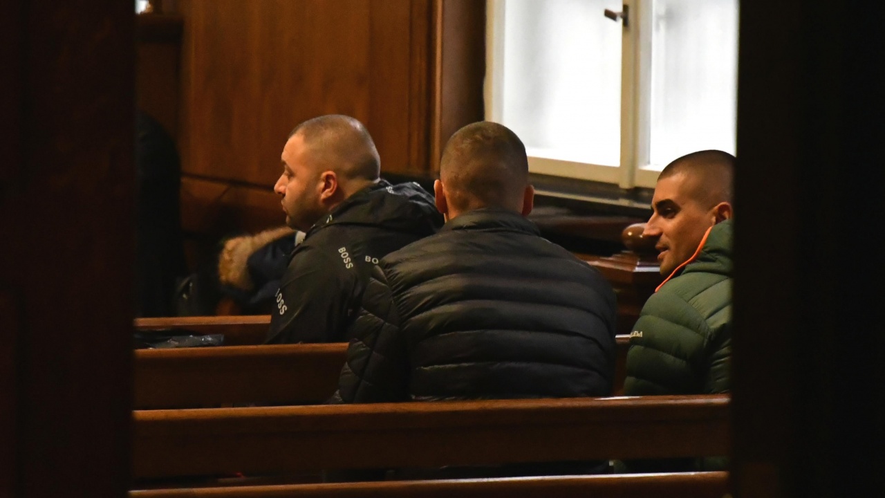 Ето ги полицаите, заловени с подкуп в Благоевградско