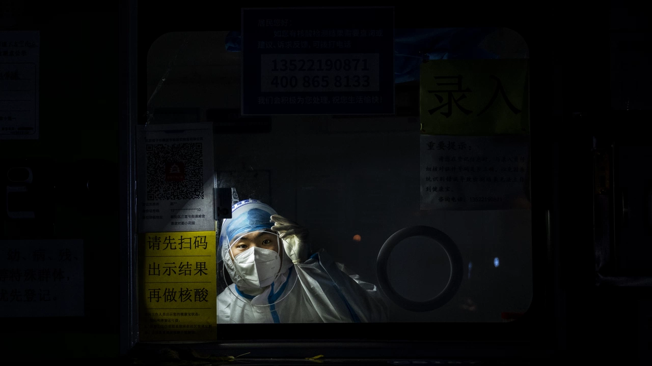 Китай отчете през последното денонощие спад в броя на заразените