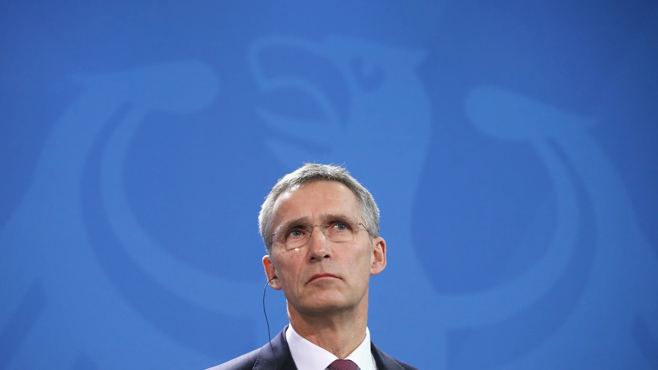 Генералният секретар на НАТО Йенс Столтенберг призова Германия да продължи