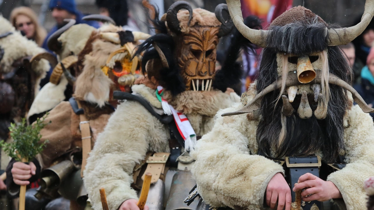Община Брезник започна подготовката на XVIII-ия Маскараден фестивал 