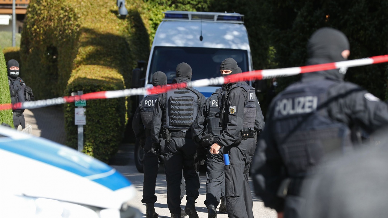 Нападение близо до училище в Германия, две деца са тежко ранени