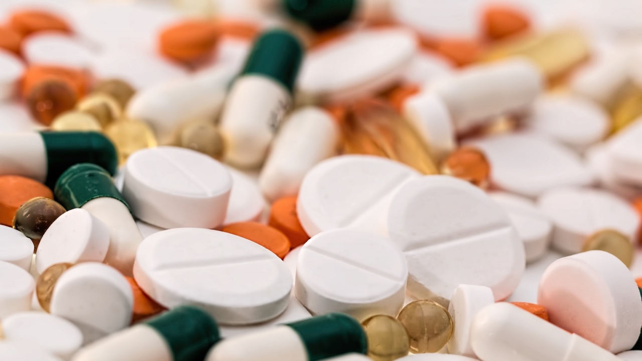 Признаха за възможен недостиг на антибиотици в Англия