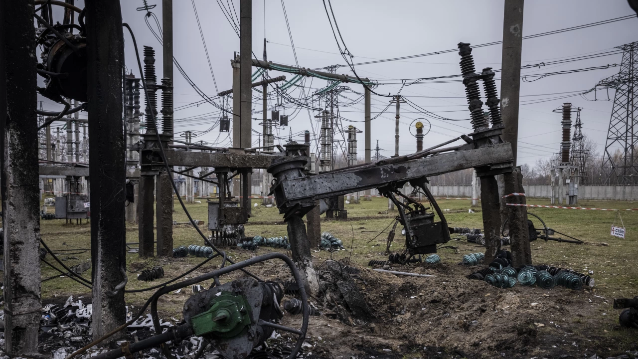 Украйна въведе нови извънредни прекъсвания на електрозахранването днес в опит