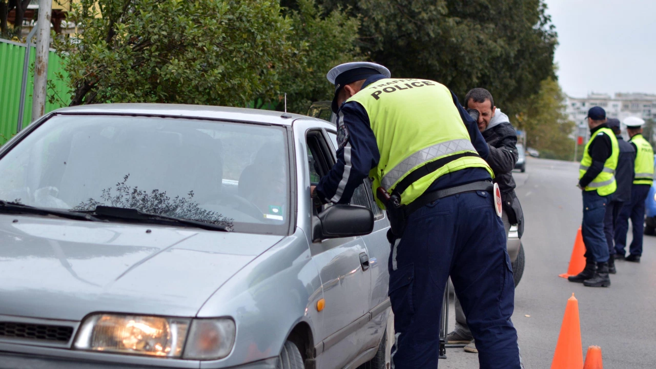 Полицията в Кирково задържа шофьор употребил пет вида наркотици 42 годишният