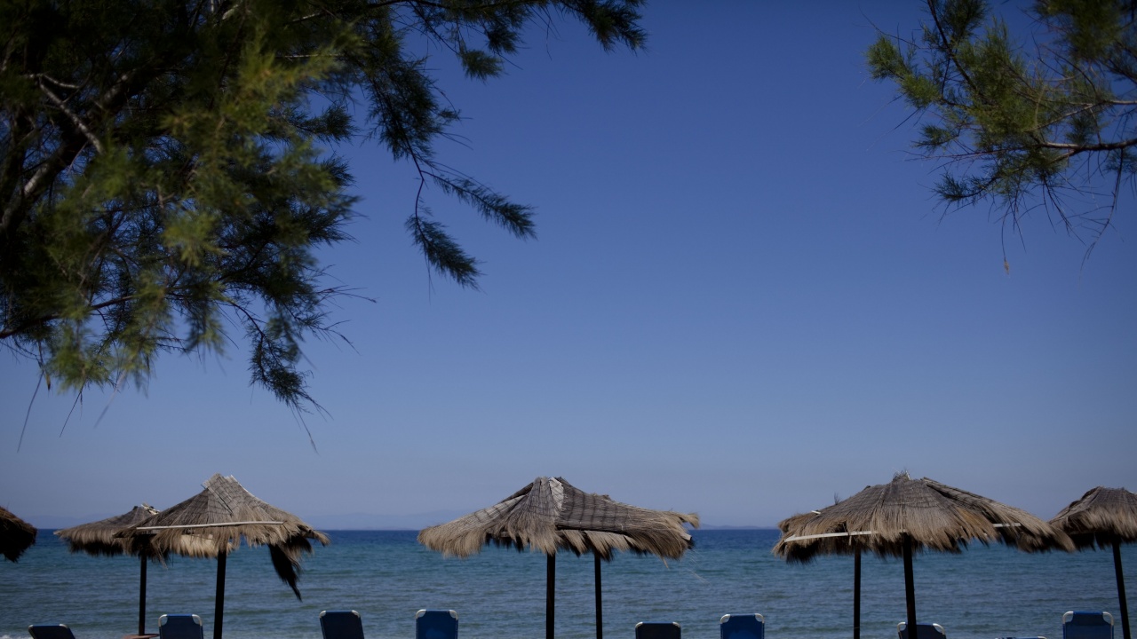 Липса на квалифицирани кадри за туристическия сектор в Гърция