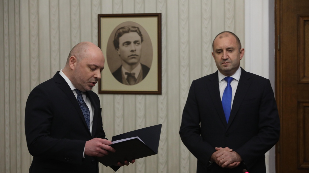Георги Проданов (политолог): Зад кабинета "Габровски" стои ДПС, това е подгряване за третия мандат