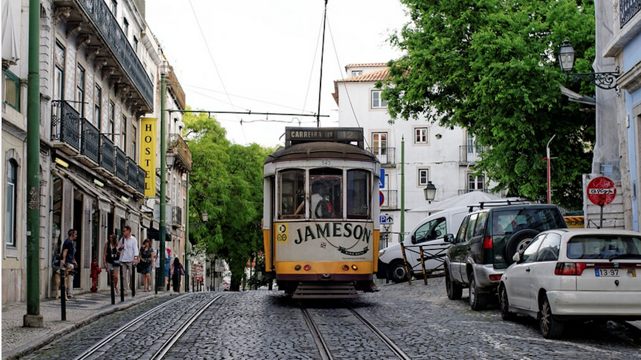 Проливни дъждове се изляха над Лисабон