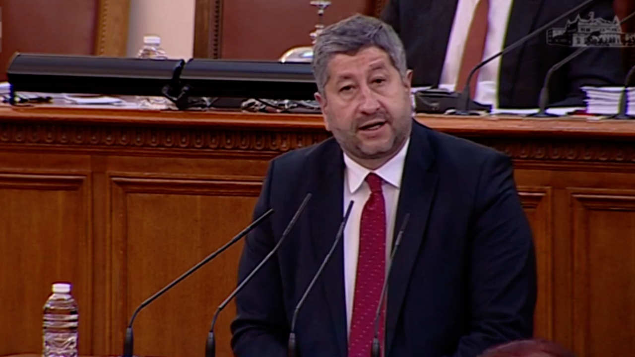 Иванов към проф. Габровски: Влязохте в момент, когато политическата ...
