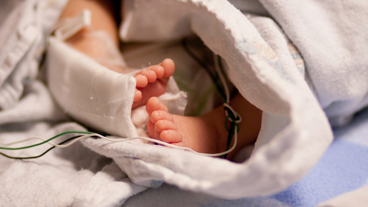 Бебе от Белица бе прието в реанимация със счупен череп
