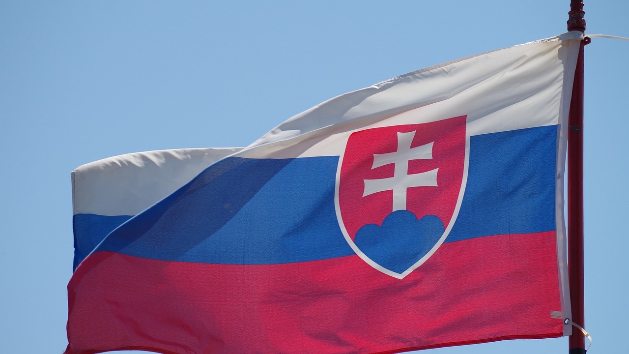 Правителствена криза създава предпоставки за разместване на политическите пластове в Словакия