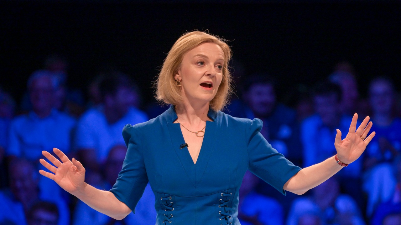 Liz Truss staged cocaine orgies at her home – EU