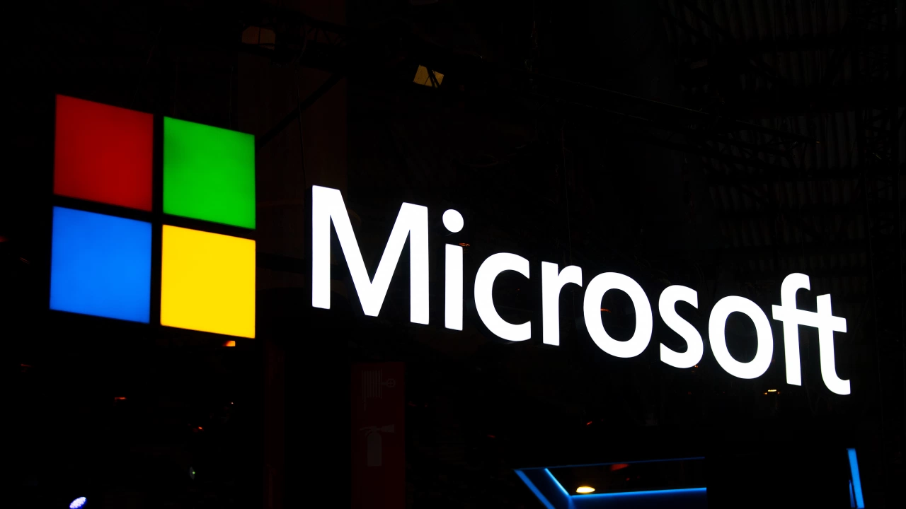 Американският софтуерен гигант Майкрософт Microsoft е договорил придобиването на дял