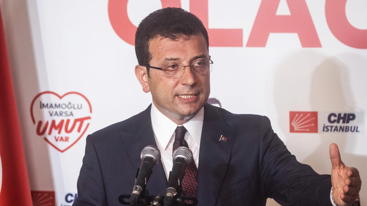 Турски съд осъди днес кмета на Истанбул Екрем Имамоглу на