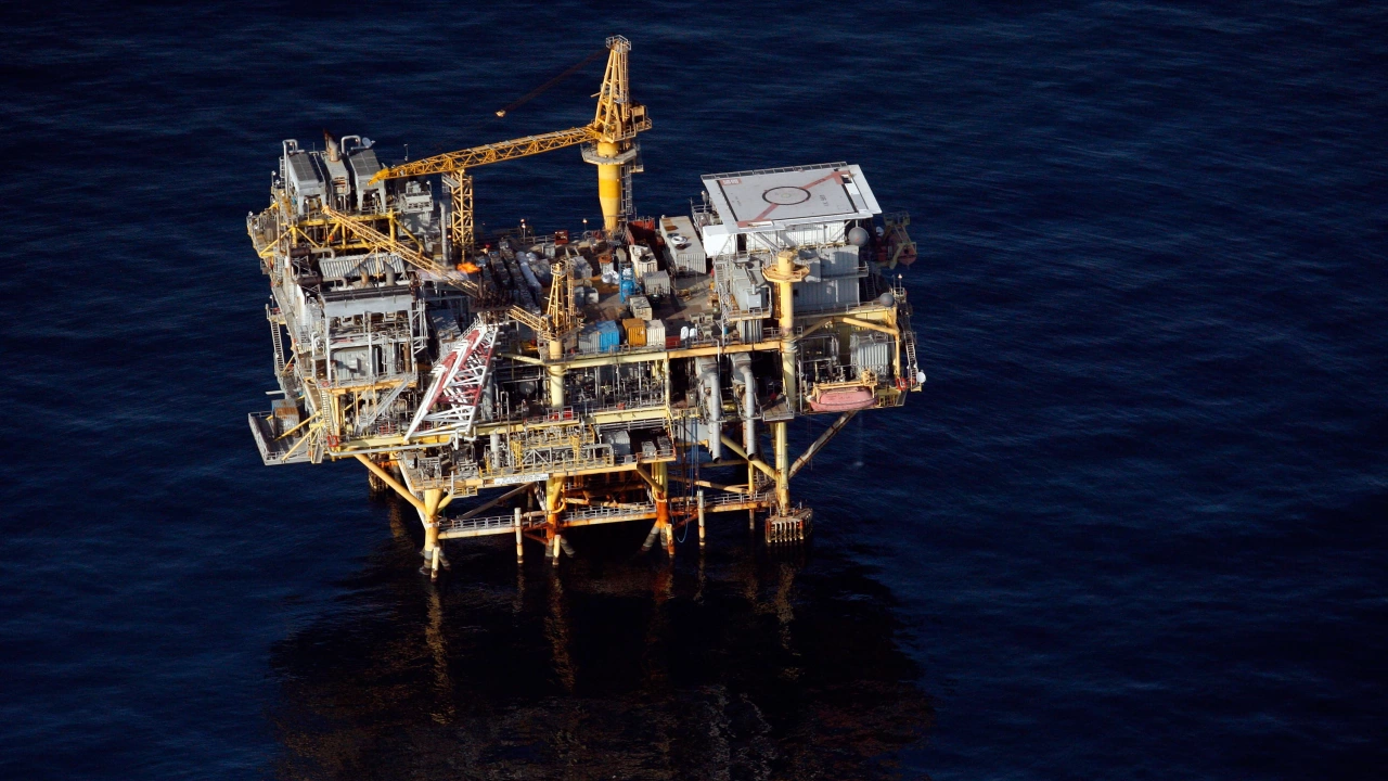 Норвежката Екуинор Equinor увеличи от днес драстично добива на петрол