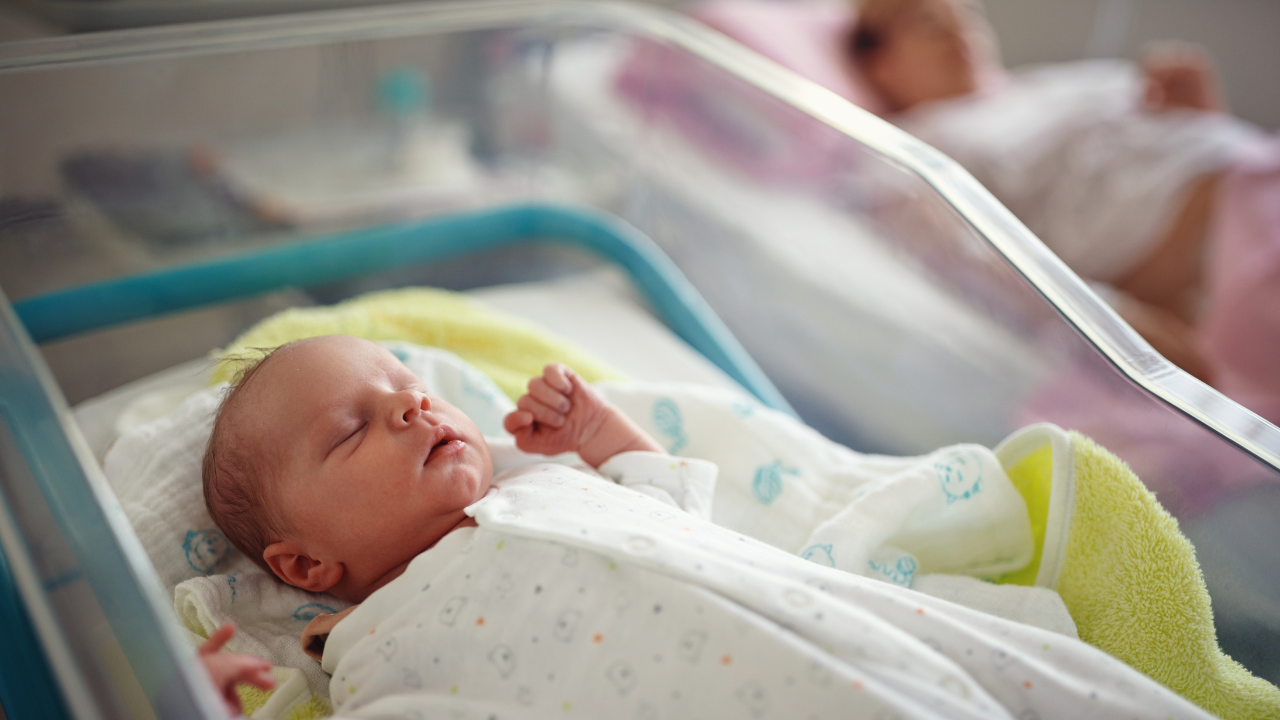 Две новородени бебета са били разменени в известна столична АГ болница.
Случаят е