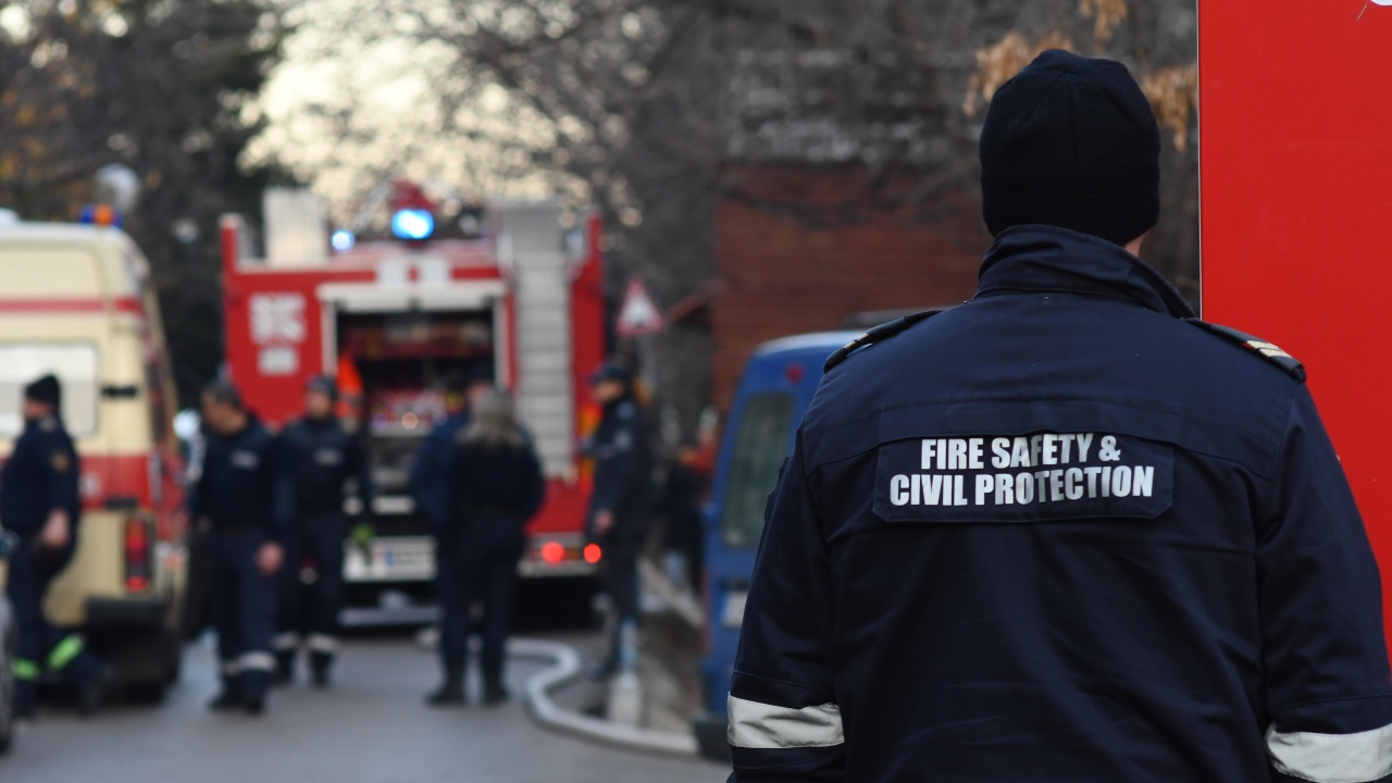 "Ферари" изгоря на Околовръстното в София