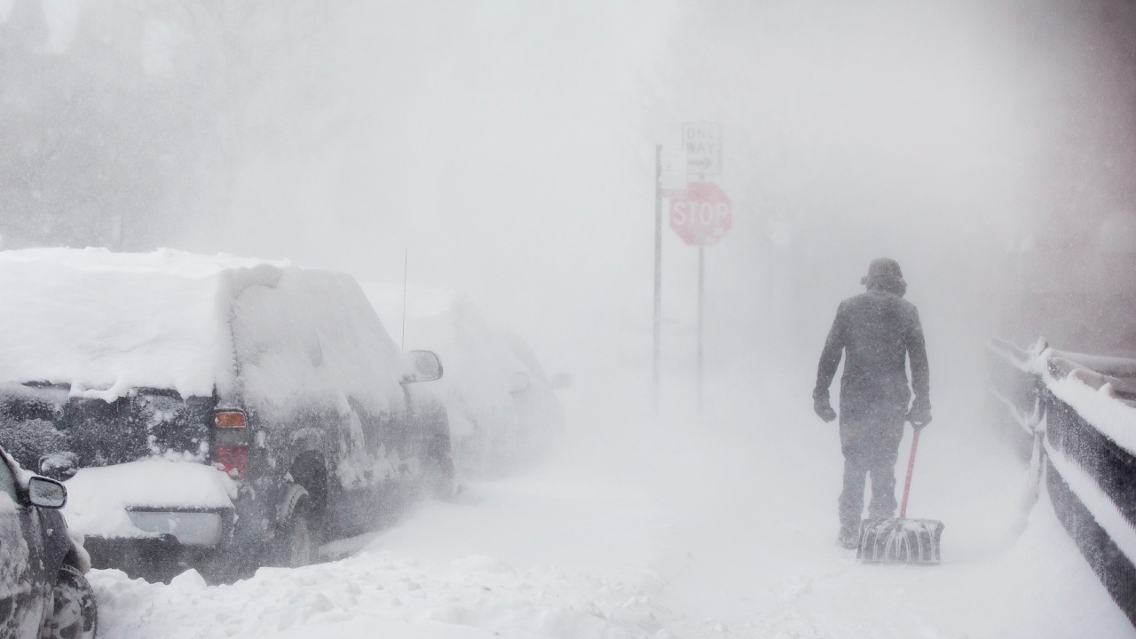 Мощната зимна буря, връхлетяла САЩ, предизвиква минусови температури, проблеми в