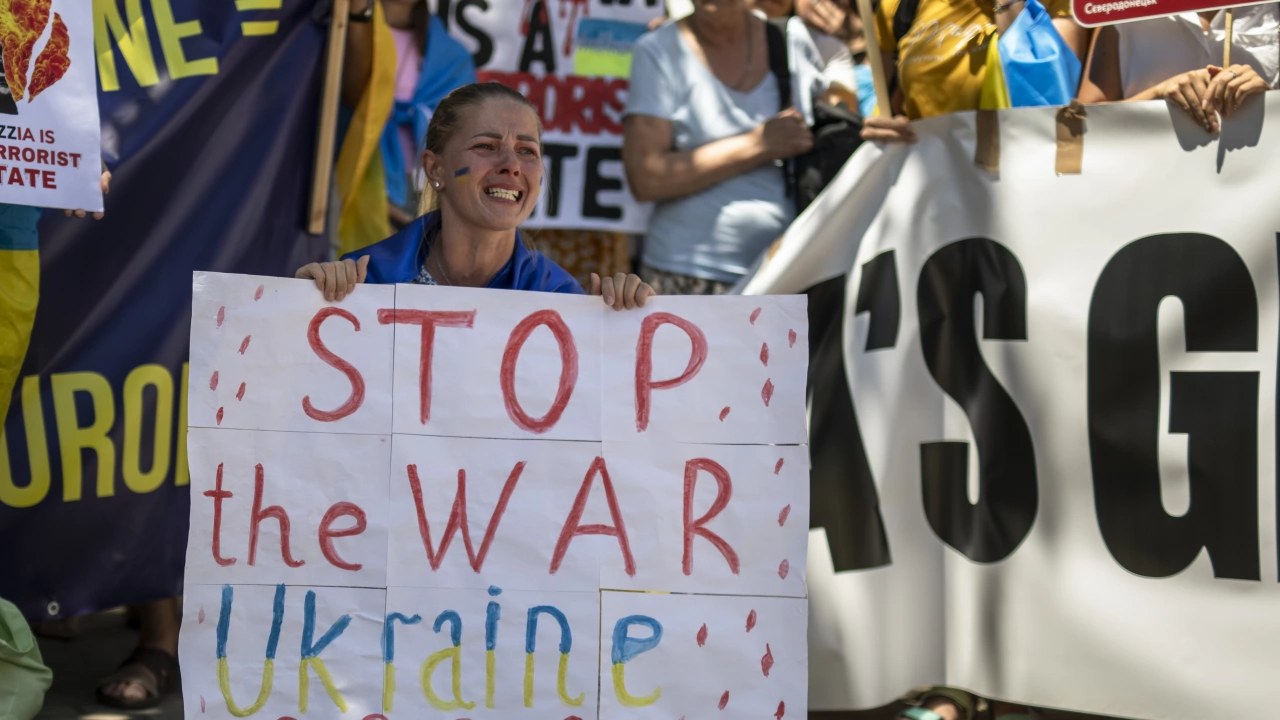 Протест срещу войната в Украйна се състоя днес в центъра