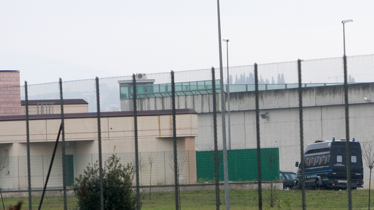 Самоубийствата в италианските затвори са достигнали рекорден брой за последните
