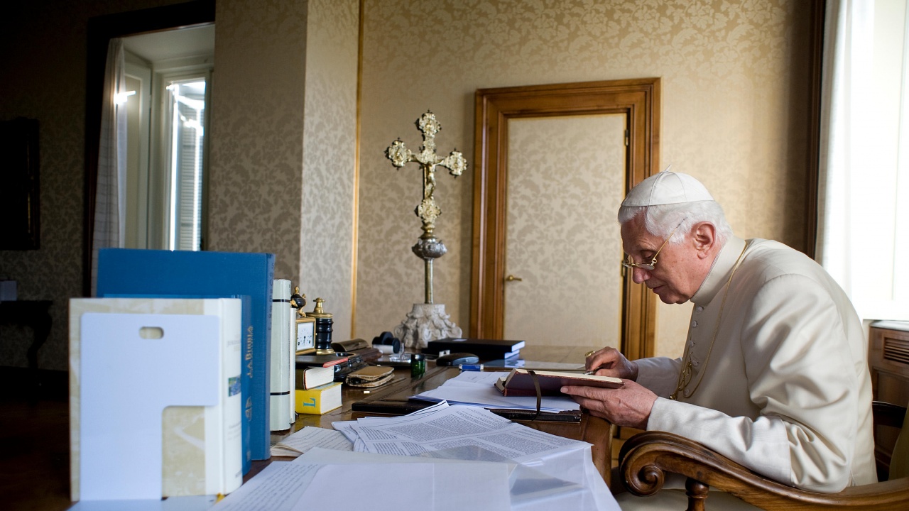 Родният дом на папа Бенедикт Шестнадесети отвори врати за отбелязването на смъртта му