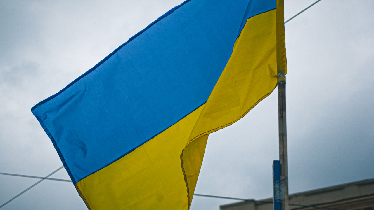 Парламентът ще одобрява всяка нова доставка на оръжие за Украйна